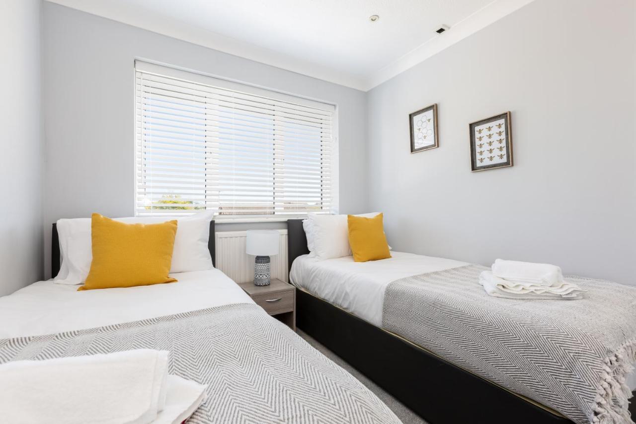 Curlew - 3 Bedrooms Wi-Fi, Parking, Contractors Thornton  外观 照片