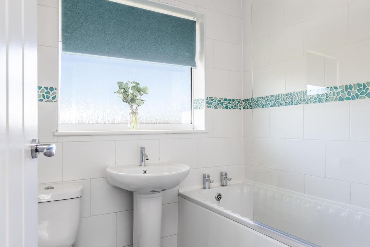 Curlew - 3 Bedrooms Wi-Fi, Parking, Contractors Thornton  外观 照片