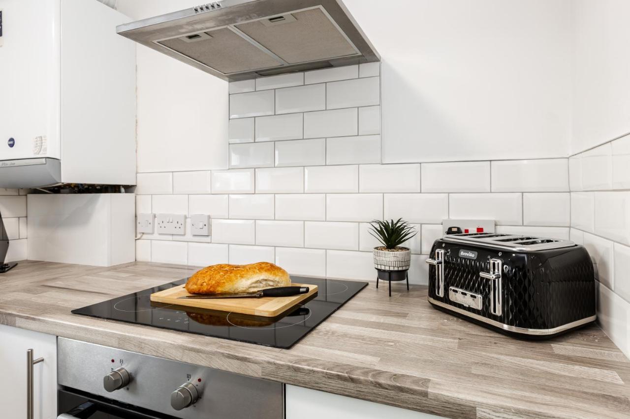 Curlew - 3 Bedrooms Wi-Fi, Parking, Contractors Thornton  外观 照片
