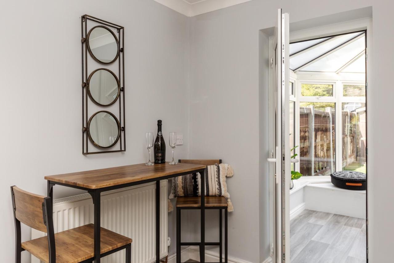 Curlew - 3 Bedrooms Wi-Fi, Parking, Contractors Thornton  外观 照片
